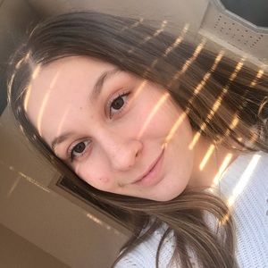 Meet your Posher, Alyssa